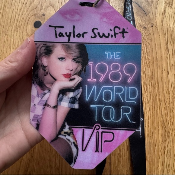 Taylor Swift 1989 VIP World Tour Lanyard Official - 3d material - Picture 6 of 6